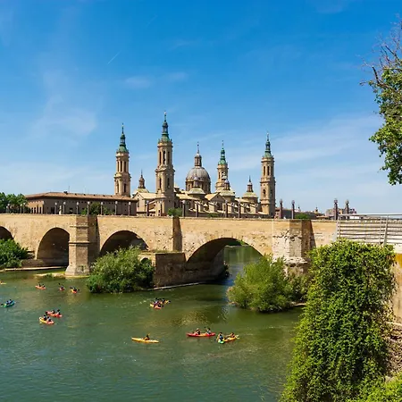 Junto Al Puente De Piedra Apartment Zaragoza